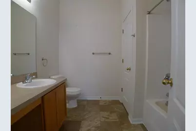 6829 Lake Eaglebrooke Drive, Lakeland, FL 33813 - Photo 9