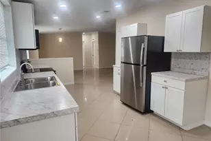 1209 Blue Sky Pl, Dover, FL 33527 - Photo 13