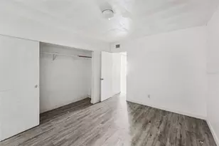 4061 55th Way N, Kenneth City, FL 33709 - Photo 15