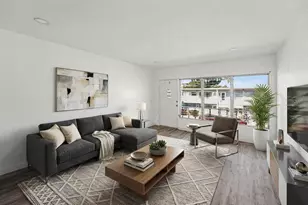 4061 55th Way N, Kenneth City, FL 33709 - Photo 3