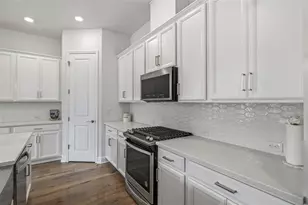 5925 Silver Sun Dr, Apollo Beach, FL 33572 - Photo 7