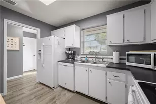 1960 Union St, Clearwater, FL 33763 - Photo 7