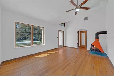 225 17th Avenue SE, Saint Petersburg, FL 33701 - Photo 15