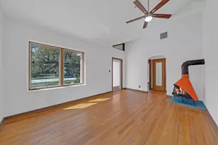 225 17th Ave SE, Saint Petersburg, FL 33701 - Photo 15