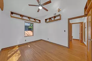 225 17th Ave SE, Saint Petersburg, FL 33701 - Photo 17