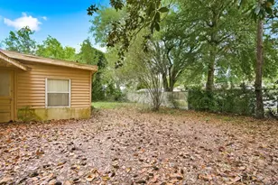 31035 Willowbank Ave, Brooksville, FL 34602 - Photo 27