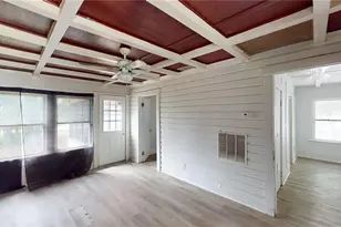 1329 10th Ave S, Saint Petersburg, FL 33705 - Photo 3