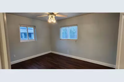 1105 Connecticut Road, Tarpon Springs, FL 34689 - Photo 17