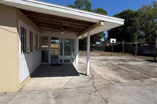 218 Lewis Blvd SE, Saint Petersburg, FL 33705 - Photo 5