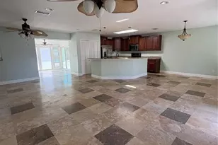 218 Lewis Blvd SE, Saint Petersburg, FL 33705 - Photo 3