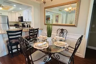 10380 Carrollwood Ln, Tampa, FL 33618 - Photo 5