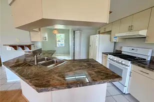 10201 36th St N, Clearwater, FL 33762 - Photo 5