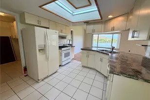 10201 36th St N, Clearwater, FL 33762 - Photo 9