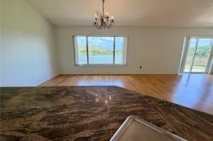 10201 36th St N, Clearwater, FL 33762 - Photo 7