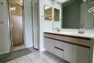 10201 36th St N, Clearwater, FL 33762 - Photo 13