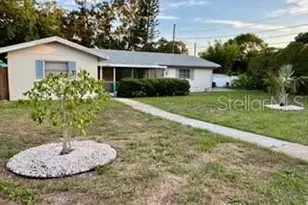 5220 23rd Ave S, Gulfport, FL 33707 - Photo 1
