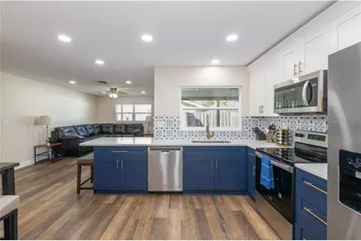 4711 Ridge Point Drive, Tampa, FL 33624 - Photo 7