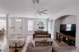 542 51st Ave N, Saint Petersburg, FL 33703 - Photo 7