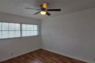 1433 S Belcher Rd, Clearwater, FL 33764 - Photo 9