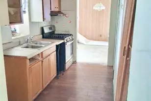 1621 SE 15th Ave, Gainesville, FL 32641 - Photo 3