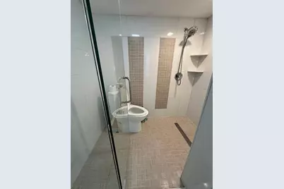 11201 122nd Avenue N #127, Largo, FL 33778 - Photo 17