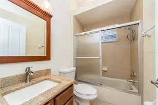 10639 Hatteras Dr, Tampa, FL 33615 - Photo 17