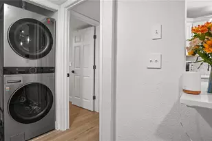 2500 Winding Creek Blvd, Clearwater, FL 33761 - Photo 23