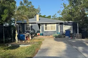 3100 19th St N, Saint Petersburg, FL 33713 - Photo 1