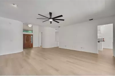 18401 30th Street, Lutz, FL 33559 - Photo 9