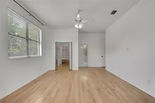 18401 30th St, Lutz, FL 33559 - Photo 25