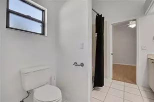 18401 30th St, Lutz, FL 33559 - Photo 39