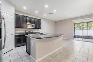 7012 Holly Heath Dr, Riverview, FL 33578 - Photo 5