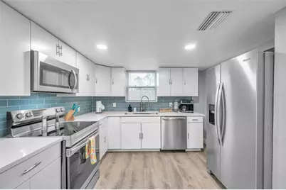 3720 3rd Ave N #1/2, Saint Petersburg, FL 33713 - Photo 13