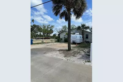 12620 Lagoon Lane, Treasure Island, FL 33706 - Photo 1