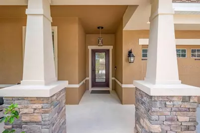 15721 Oakleaf Run Drive, Lithia, FL 33547 - Photo 5