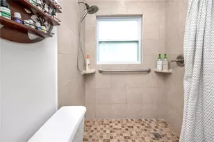 12400 Park Blvd, Seminole, FL 33772 - Photo 21