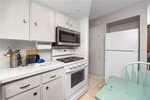 12400 Park Blvd, Seminole, FL 33772 - Photo 17