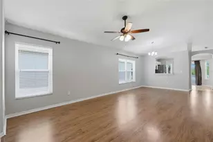 1508 Marsh Wood Dr, Seffner, FL 33584 - Photo 3