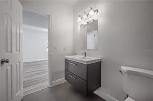 4206 N Downing Ave, Tampa, FL 33603 - Photo 13