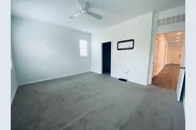 1325 James Avenue S, Saint Petersburg, FL 33705 - Photo 17