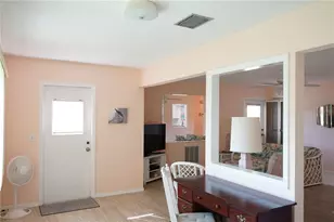 1901 Canterbury Ln, Sun City Center, FL 33573 - Photo 15