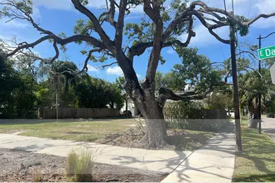 404 E Davis Boulevard, Tampa, FL 33606 - Photo 5