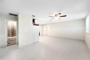 133 NW 18th St, Ruskin, FL 33570 - Photo 9