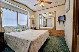 39326 Recess Dr, Zephyrhills, FL 33542 - Photo 15