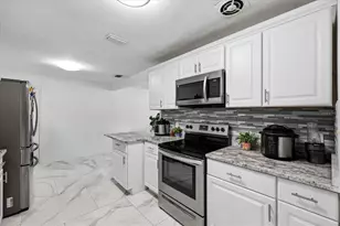 1009 S 70th St, Tampa, FL 33619 - Photo 13