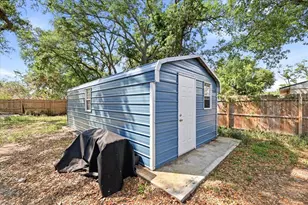 1009 S 70th St, Tampa, FL 33619 - Photo 33