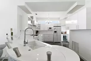 8680 W Gulf Blvd, Treasure Island, FL 33706 - Photo 13
