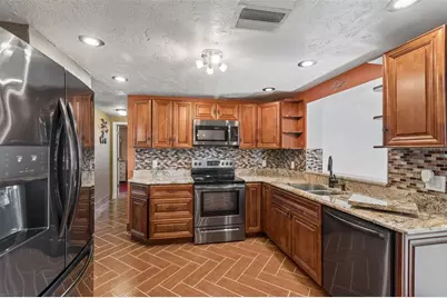 10804 Manchester Road, Port Richey, FL 34668 - Photo 19