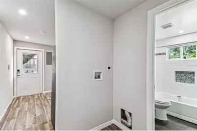 1006 1/2 E 26th Avenue, Tampa, FL 33605 - Photo 9