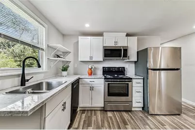 1006 1/2 E 26th Avenue, Tampa, FL 33605 - Photo 5